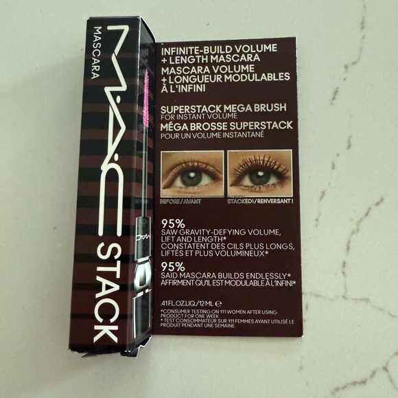 MAC Cosmetics Superstack Mascara - Black NIB - Picture 1 of 2